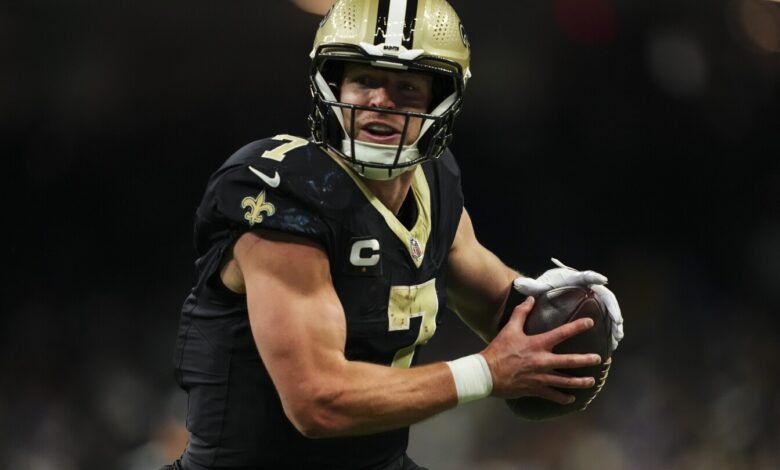 Saint Open Taysom Hill, Foster Moreau