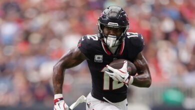Nico Collins, Derek Stingley no les ha lesionado
