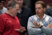Bill Belichick, Nick Saban Exchange elogios después de las revisiones del viernes de Saban sobre Mac Jones