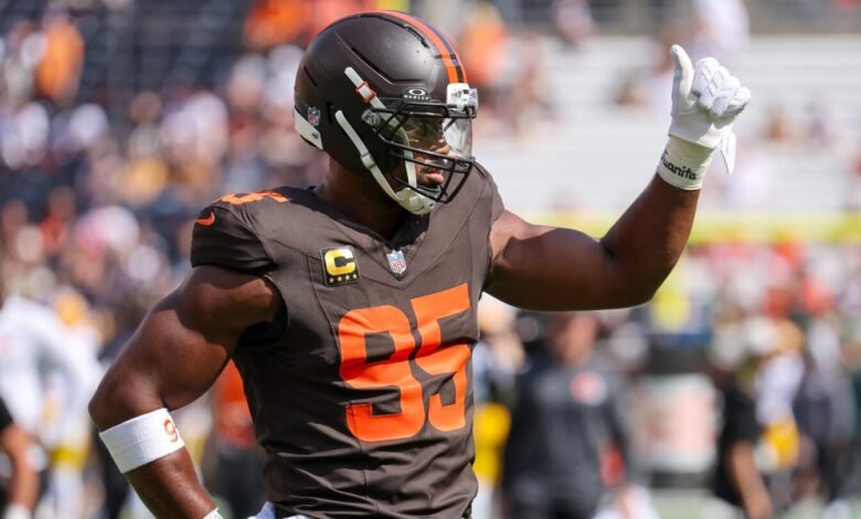 Myles Garrett son los dos capturas que tienen la mayor parte de los 30 años.