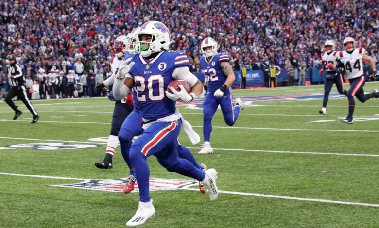 Los Chargers traen al corredor Nyheim Hines de regreso a la práctica