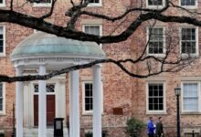 ¿Vale la pena el costo de la universidad? Las universidades trabajan para mostrar el retorno de la inversión