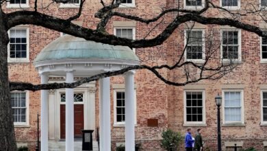 ¿Vale la pena el costo de la universidad? Las universidades trabajan para mostrar el retorno de la inversión