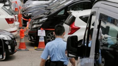 Legisladores de Hong Kong aprueban proyecto de ley para regular servicios de transporte compartido como Uber