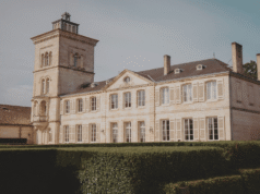 Esta finca en Burdeos combina la artesanía japonesa con las tradiciones vinícolas francesas.