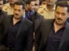 Salman Khan viste un traje negro; La superestrella se detuvo para tomarse selfies con sus fans; Gana corazones en línea