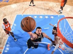 Nikola Jokic suma 55 puntos para los Nuggets y golean a los Clippers