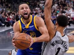 Curry vuelve a iluminar a los Spurs reuniendo a los Warriors en la noche con 49 puntos.