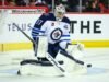 Informe: Jets G Connor Hellebuyck (rodilla) fuera de 4 a 6 semanas
