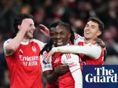 El brillante Eze anota un hat-trick y el Arsenal venció a los Spurs para ampliar su ventaja en la carrera por el título | primera división