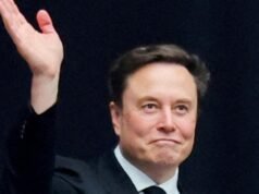 Apple y OpenAI deben enfrentar la demanda de X Corp por ahora, dictamina un juez estadounidense