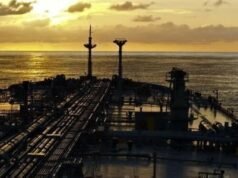 El aumento del almacenamiento flotante de petróleo ha puesto al equilibrio del mercado al límite.