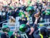 El No. 7 Oregon superó al No. 15 USC para retener su lugar en la CFP