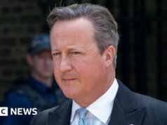 El ex primer ministro David Cameron ha revelado que le han diagnosticado cáncer de próstata