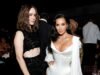 Sarah Paulson anima a Kim Kardashian a encontrar el amor después de Cannes