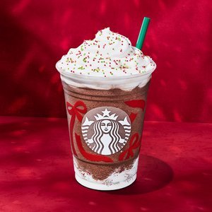 Starbucks-Holiday25-FrozenPeppermintHotChocolate.jpg