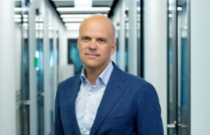 Dado que las cabinas abarcan generaciones, la capacitación cierra la brecha