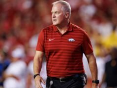 Eliminatorias de fútbol americano universitario: Hunter Yurachek asume el cargo de presidente del comité