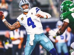 Dak Prescott rinde homenaje a Kneeland tras la victoria sobre los Eagles: ‘Nos llevó allí’