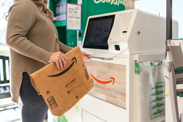 edit-Winn-Dixie_Amazon_Return_Kiosks.jpg