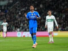 El Real Madrid siguió luchando mientras el Elche empataba