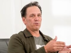 Phil Spencer da la bienvenida al anuncio de Steam Machine en un mensaje de felicitación a Valve, con la Xbox de próxima generación esperando entre bastidores