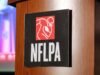 La NFL presenta una queja contra la NFLPA con respecto a las boletas de calificaciones del equipo, alegando violaciones del CBA