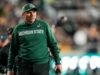 Adquisición de Jonathan Smith, detalles del contrato como entrenador de fútbol de Michigan State