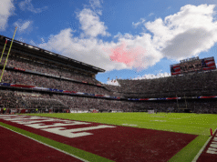 Texas A&M: Soldado contactó a jugadores de Carolina del Sur ‘enviados a casa’