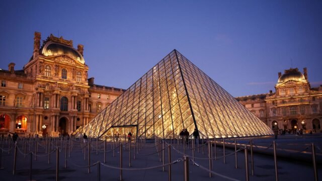 skynews-louvre-paris_7084775.jpg
