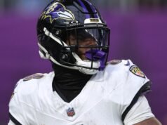 No está previsto que Lamar Jackson esté lesionado el domingo.