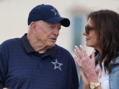 Charlotte Jones defiende la selección de Bad Bunny para el espectáculo de medio tiempo del Super Bowl