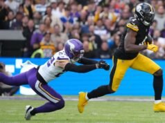 Steelers WR Metcalf no debería perderse el juego de los Dolphins, dice Tomlin
