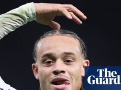 Los Spurs alivian la presión sobre Frank mientras Simons gana fácilmente contra el Slavia Praga | campeonato