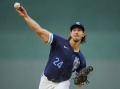 Los Rockies firman al veterano RHP Michael Lorenzen