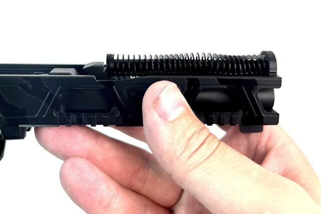 Assembly-Glock-Slide-16-900x600.jpg