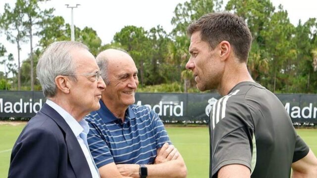 Florentino-Perez-Xabi-Alonso.jpeg