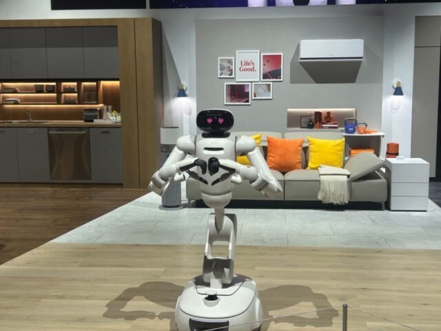 LG-Robt-at-CES-2026.jpg