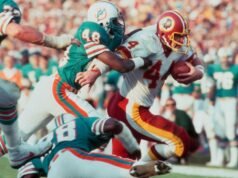 La estrella de ‘Selling Sunset’ paga 470.000 dólares por la camiseta del Super Bowl de John Riggins, miembro del HOF