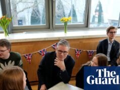 Starmer promete acelerar la ley de redes sociales, pero dice que la prohibición de menores de 16 años no es definitiva | Prohibición de redes sociales