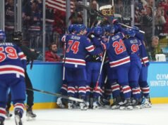 El gol de Quinn Hughes en tiempo extra envió a Estados Unidos a las semifinales olímpicas de hockey masculino