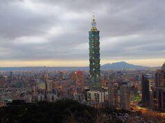 San Francisco – Taipei, Taiwán. $586 (Economía Básica) / $736 (Economía Regular). Ida y vuelta, impuestos incluidos – oferta de vuelo