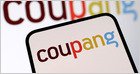 Coupang informa que los ingresos del cuarto trimestre aumentaron un 11 % interanual hasta los 8.800 millones de dólares, por debajo de la estimación de 8.900 millones de dólares, y una pérdida neta de 26 millones de dólares, frente a un beneficio neto de 131 millones de dólares en el cuarto trimestre de 2024, afectado por las consecuencias de una violación de datos (Reuters)