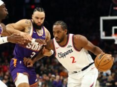 Los Torrid Clippers se enfrentan a los Sixers en ascenso repentino
