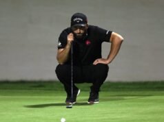 El esfuerzo de Jon Rahm lidera la segunda ronda en el LIV Adelaide