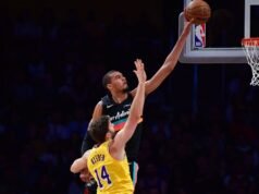 Los Spurs le propinaron a los Lakers una derrota histórica