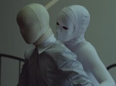 El nuevo cortometraje de Mona Fastfold es una oda a la transformación adolescente