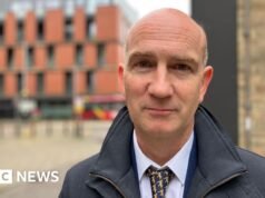 “La negligencia del hospital en la muerte de mi hijo nos desgarró el corazón”.