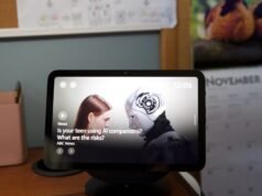 El Echo Show 8 de Amazon, compatible con computadoras de escritorio, alcanzó su precio más bajo hasta la fecha