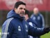 El entrenador del Arsenal, Mike Arteta, está “feliz” de interactuar con los aficionados pero se siente “expuesto”